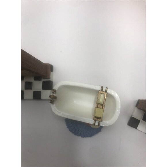 Avon - Victorian Memories Miniature Furniture Collectibles 5 piece- Bathroom - Picture 9 of 14